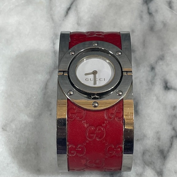 Gucci Watch Bracelet Red Leather Stainless Steel Twirl Clasp Retro Monogram - Picture 1 of 16